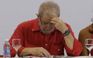 lula-300x189 Lula sofre 'nova leva' de desencanto na esquerda com delações da Odebrecht