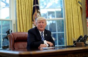 trump-03-300x196 Trump alerta para risco de 'conflito grande' com Coreia do Norte