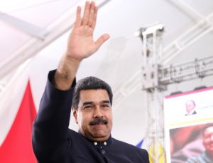 11mai2017-o-presidente-da-venezuela-nicolas-maduro-participa-de-evento-no-palacio-miraflores-em-caracas-1494561852278_615x470-300x229 Presidente da Venezuela envia palavra de apoio ao povo brasileiro, mas critica Temer
