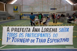 18738931_1889324281340762_2130670700221064535_o-300x199 Participantes comemoram o sucesso do Torneio de Tiro Esportivo de Monteiro