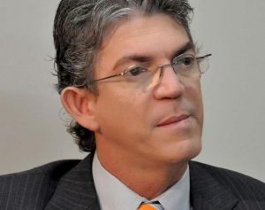 Ricardo-Coutinho2-300x237 Ministério Público dá parecer favorável para cassação de Ricardo Coutinho e Lígia