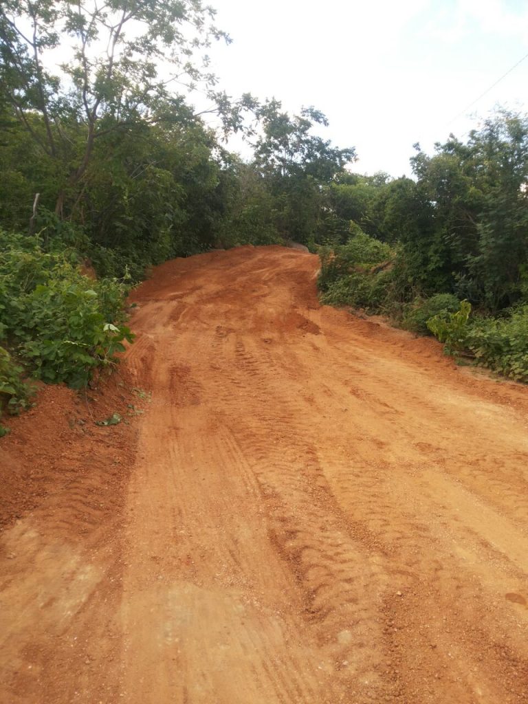 estradas-zona-rural03-768x1024 Secretaria de Agricultura de Monteiro intensifica manutenção de estradas