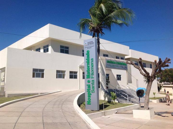 hospital-regional-de-Monteiro Capotamento na BR-412 deixa duas mulheres feridas em Monteiro