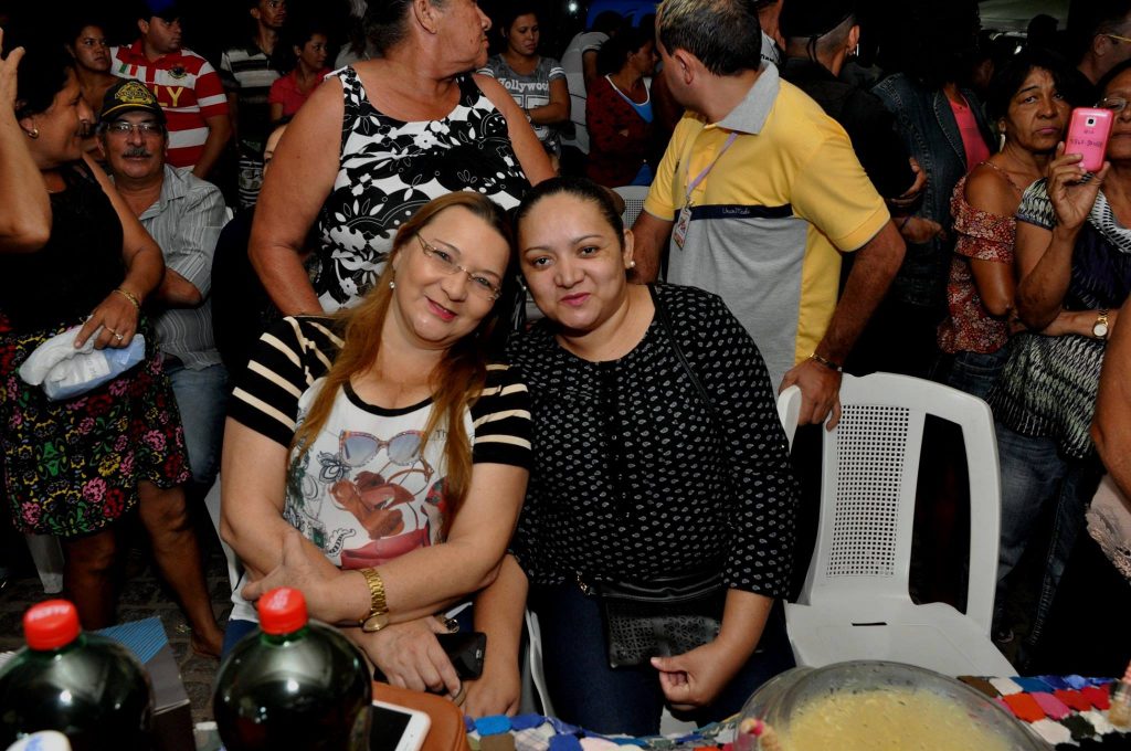 19092603_1898615513744972_7571786913806927957_o-1024x680 OPIPOCO mostra como foi a primeira noite do festival de quadrilhas em Monteiro. Confira Imagens
