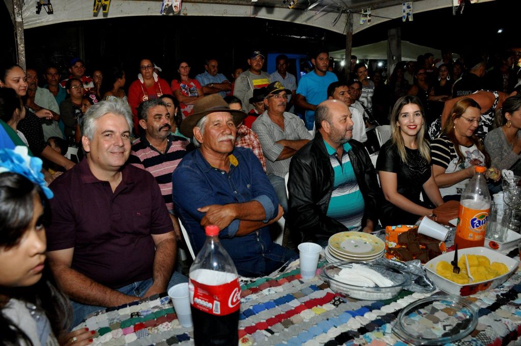 19095376_1898616490411541_6186322371236280211_o-1024x680 OPIPOCO mostra como foi a primeira noite do festival de quadrilhas em Monteiro. Confira Imagens