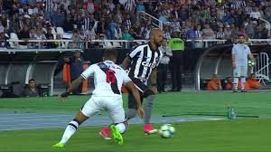 download-300x168 Botafogo vence Vasco com dois de Roger e encerra jejum de 11 jogos