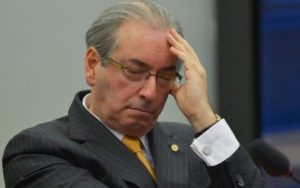 1477575130427-eduardo-cunha-300x188 Eduardo Cunha fica calado durante depoimento na Operação Cui Bono, em Curitiba