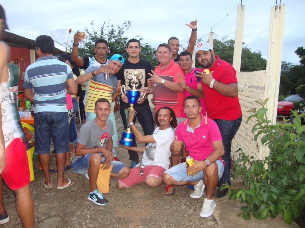 20158012_1924093124530544_4044603725857948257_o-1024x768 Comemoração do time Campeão da Copa Deda Chagas 2017.