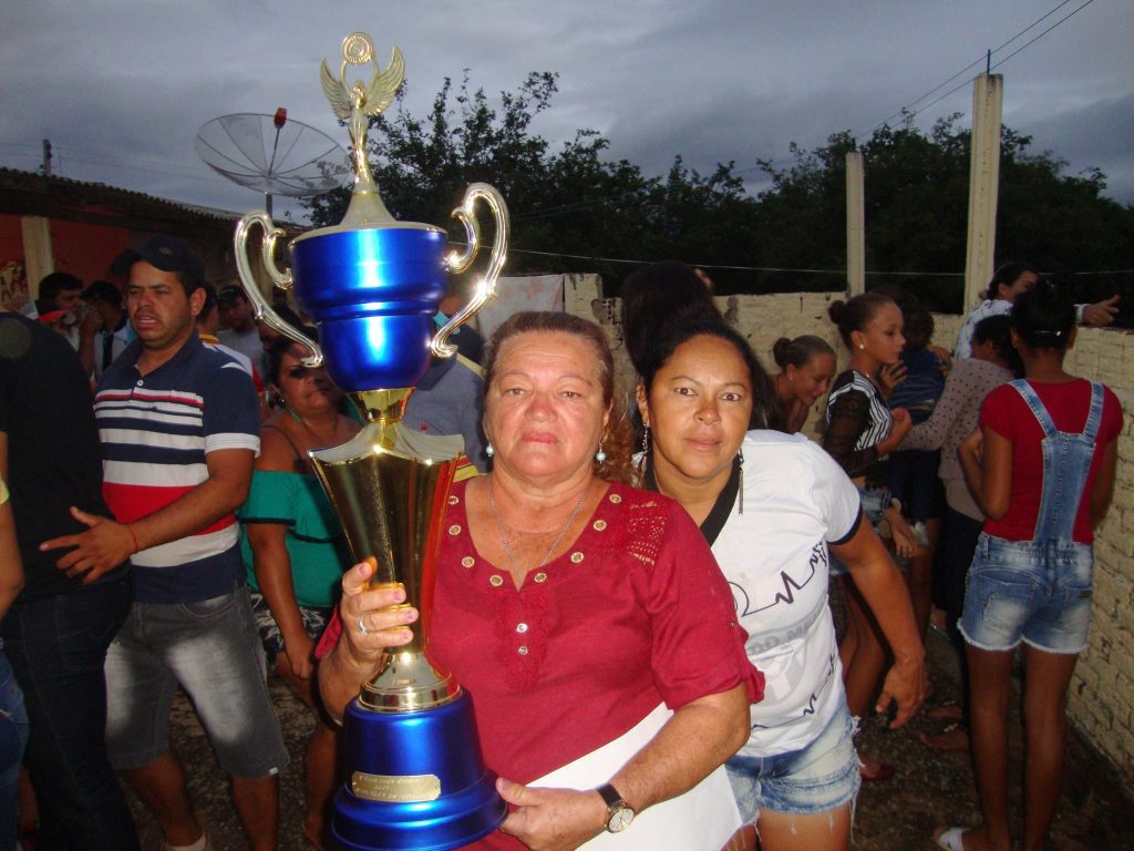 20280685_1924094074530449_4577312662376733212_o-1024x768 Comemoração do time Campeão da Copa Deda Chagas 2017.