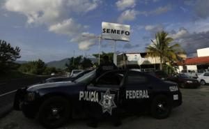 800-300x185 Batalha entre cartéis de drogas mata pessoas no México