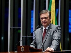 cassio-senador-300x225 Cássio Cunha Lima vence enquete sobre intenções de voto para senador em 2018