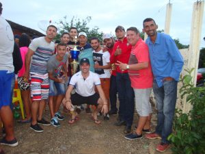 copa-deda-chagas-02-300x225 Comemoração do time Campeão da Copa Deda Chagas 2017.