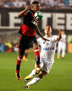 santos-e-flamengo-239x300 Santos vence o Flamengo, mas é eliminado da Copa do Brasil