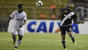 henrique_vasco-300x169 Cruzeiro faz 3 a 0 no Vasco, encerra série sem vitórias e amplia má fase do rival