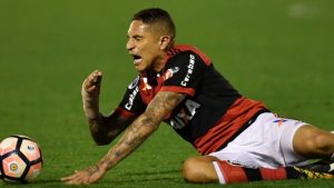 fbl-sudamericana-chapecoense-flamengo-300x169 Sem marcar há seis jogos pelo Flamengo, Guerrero vive a sua maior seca de gols no ano