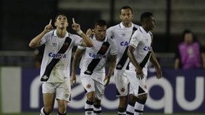 vasco-300x169 Na estreia de Zé Ricardo, Vasco anula o Grêmio, vence por 1 a 0 e dorme no G-6