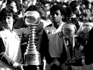 Fifa-reconhece-títulos-mundiais-de-Santos-Flamengo-Grêmio-e-São-Paulo-300x225 Fifa reconhece títulos mundiais de Santos, Flamengo, Grêmio e São Paulo