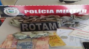 drogas-monteiro-300x167 Homem é preso acusado de tráfico de drogas em Monteiro