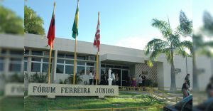 forum-de-cajazeiras-300x156-300x156 Ex-prefeito é condenado a cinco anos de reclusão