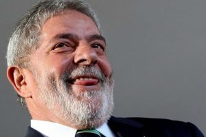 Lula-Luiz-Inácio-Lula-da-Silva-300x200-300x200 Lula diz que quer disputar presidência com Luciano Huck e o provoca