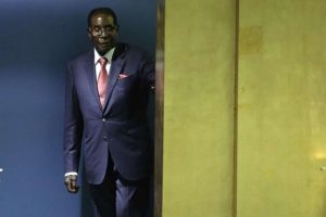 MUGABE-300x200 Mugabe renuncia à presidência do Zimbábue após 37 anos