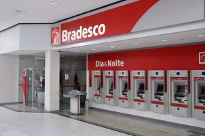 banco-do-bradesco-300x199-300x199 Servidores da PB trocam Banco do Brasil pelo Bradesco