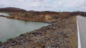 barragem-de-camalaú-300x169-300x169 Governo autoriza obras da Barragem de Camalaú