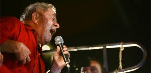 Ex-presidente-Lula-é-condenado-por-unanimidade-em-segunda-instância-300x145 Ex-presidente Lula é condenado por unanimidade em segunda instância
