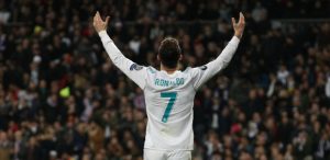 cristiano-ronaldo-comemora-gol-do-real-madrid-contra-o-psg-1518645943471_615x300-300x146 Após início de 2018 criticado, CR7 renasce quando Real Madrid mais precisa