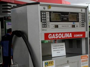 gasolina2-1-557x417-300x225 Preço da gasolina aumenta 3 vezes em apenas 5 dias