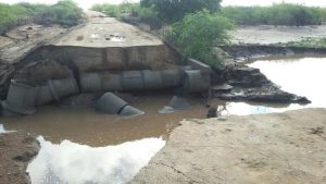 Chuva-forte-dpassagem-molhada-Camalau-300x169 Chuva forte destrói passagem molhada e deixa comunidade “ilhada” em Camalaú