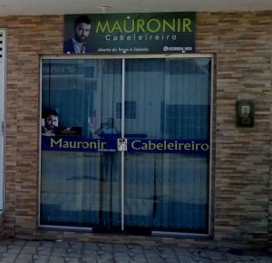 salao-de-mauronir-300x290 Salão de cabeleireiro é furtado em Monteiro