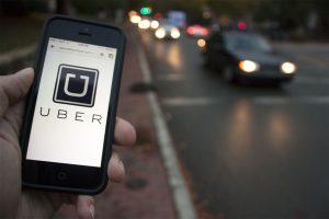 uber-1-300x200 Lei que regulamenta o transporte por aplicativos entra em vigor nesta terça