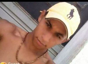 leandro-300x219 Jovem morre apedrejado em Monteiro