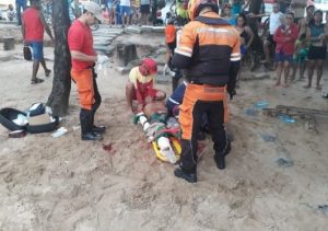 saSEQedsa-300x211 Homem é vítima de ataque de tubarão na praia de Piedade, em Recife