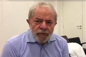 screen-shot-2018-04-08-at-12-37-39-pm-300x200 Justiça bloqueia bens de Lula por débito fiscal; defesa alega fins políticos