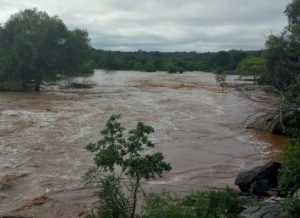 timthumb-7-300x218 Chuva no Cariri provoca cheia em rios Paraíba e Taperoá