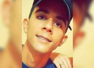 timthumb-6-300x218 LUTO: Jovem vítima de acidente de moto em Monteiro não resiste e morre