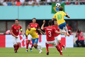 coutinho_e_neymar-300x200 Brasil vence a Áustria em jogo-teste antes de ir para a Rússia