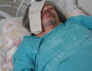 JOAO_B-300x230 Cineasta João Badalo faz cirurgia no olho e tranquiliza  fãs " Está Tudo Bem,Foi um Sucesso!"