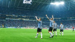 0f87016947a24f50d0b643ee30e30104-300x169 LIBERTADORES: Grêmio classifica nos pênaltis e pega Tucumán; Santos eliminado