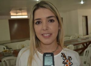 timthumb-52-300x218 Prefeita de Monteiro, Anna Lorena representa a Paraíba em Mesa de Debates em Brasília