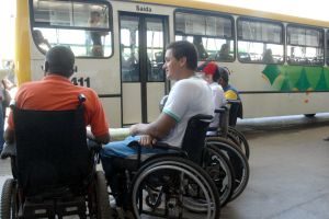 1040vc0051-300x200 Empresas não contratam pessoas com deficiência