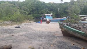1537962371311-pescadores-620x349-300x169 Suspeita de duplo homicídio: pescadores são encontrados mortos em praia de JP