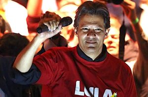 Fernando-Haddad-300x197 Na primeira pesquisa como candidato de Lula, Haddad dispara e tem 14%. Bolsonaro cai para 20%.