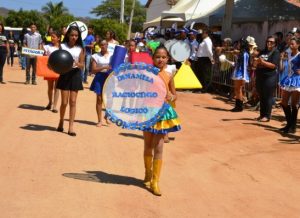 timthumb-5-1-300x218 Sítio Santa Catarina recebe desfile cívico especial para a comunidade