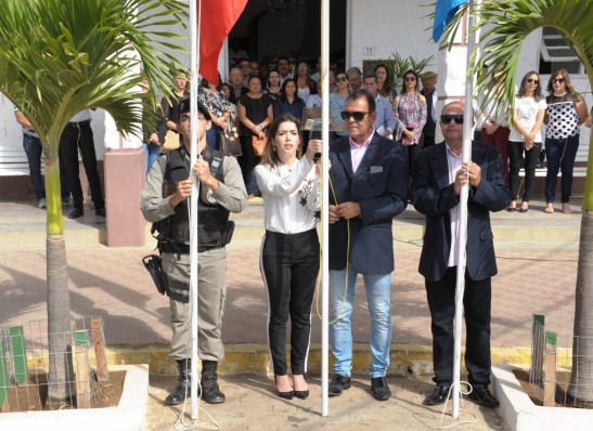 timthumb-73 Semana da Pátria é oficialmente aberta pela prefeita Anna Lorena