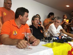 WhatsApp-Image-2018-10-07-at-21.29.28-768x576-300x225 João Azevêdo fala pela primeira vez como governador eleito