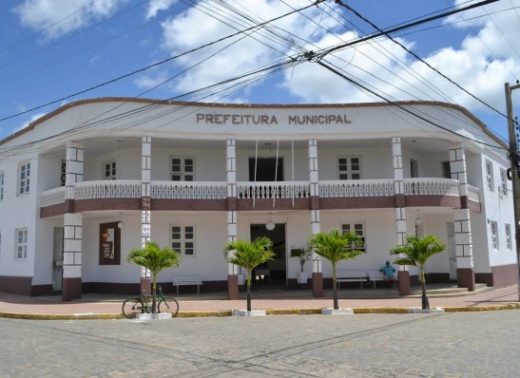 timthumb-1-520x378 Prefeitura de Monteiro esclarece informações inverídicas divulgadas em rádio comunitária