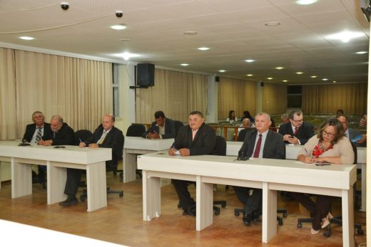 ndice-1-520x347 Câmara municipal de Monteiro tem primeira sessão ordinária de 2019